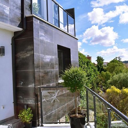 Albergue Hosting Duero Pesquera de Duero 외부 사진